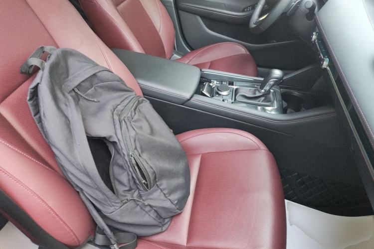 Used Mazda 3 Axela 2023 2.0L Automatic ZhiZhen Edition
