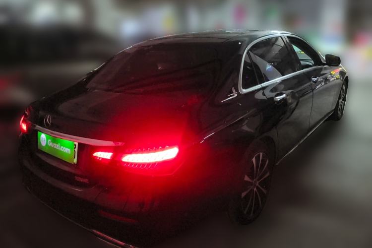 Used Mercedes-Benz E-Class New Energy 2022 Restyled E 350 e L Plug-in Hybrid Sedan Rear Right 45 Deg