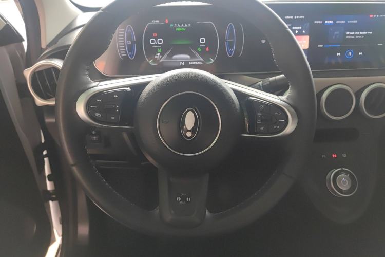 Used ORA Black Cat 2022 351 km HelloKitty Collaboration Edition Lithium-Ion Battery
