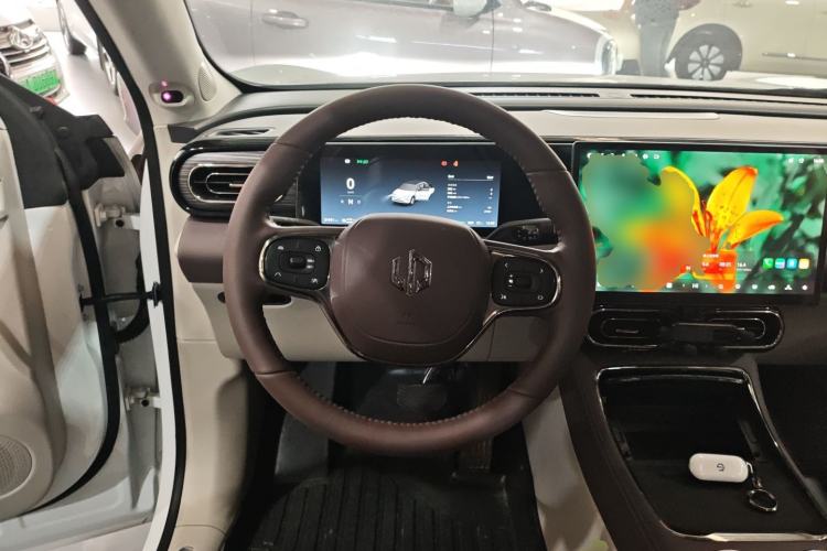 Used Leapmotor C11 2024 All-Electric 580 Luxury Edition Steering Wheel