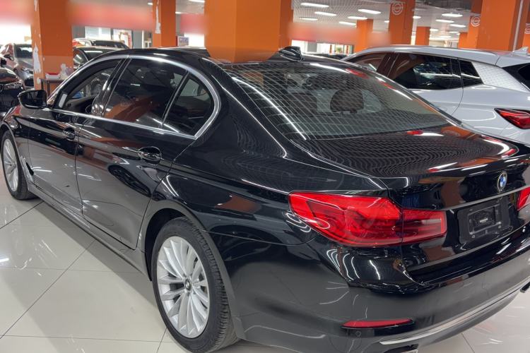 Used BMW 5 Series 2020 525Li Luxury Package
