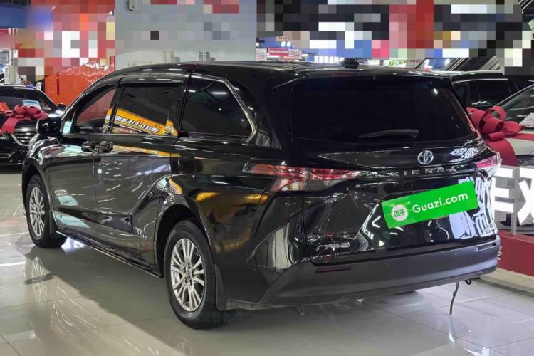 Used Toyota SIENNA 2023 2.5L Hybrid Comfort Edition Exterior 2