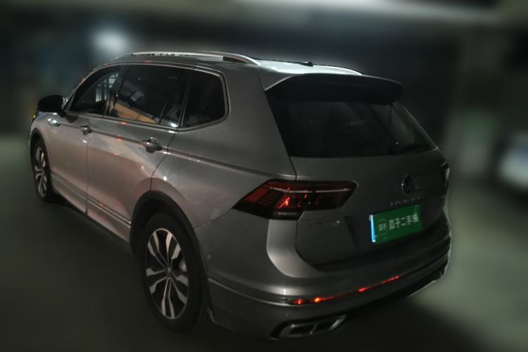 Used Volkswagen Tiguan L 2022 330TSI Automatic Two-Wheel Drive R-Line Enhanced Edition Rear Left 45 Deg