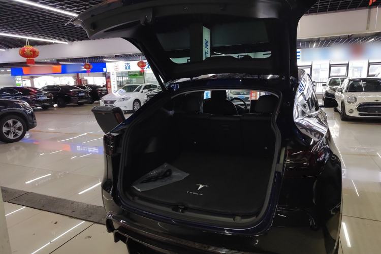 Used Tesla Model Y 2021 Long-Range All-Wheel-Drive Version 3D7