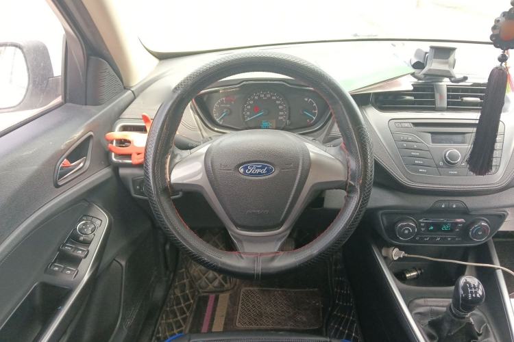 Used Ford Escort 2015 1.5L Manual Fashion Edition