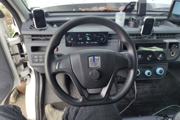 Used Farizon Xingxiang V 2023 V6E PLUS Ningde Times 41.86kWh 2nd-Generation Battery Pack – Value Edition
