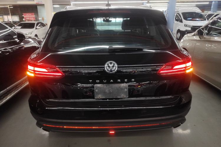 Used Volkswagen Touareg 2019 2.0 TSI Flagship Edition China VI
