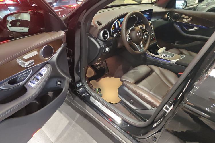 Used Mercedes-Benz GLC 2020 GLC 260 L 4MATIC Luxury Model Driver Seat
