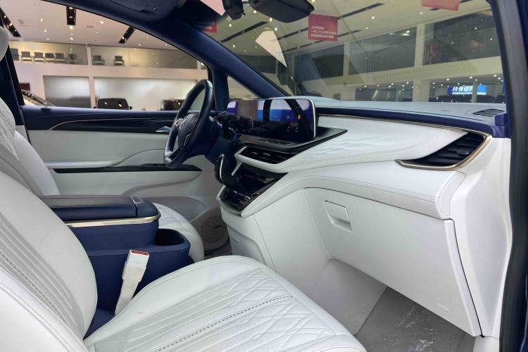 Used Buick GL8 2020 Avenir Avia Four-Seat Luxury Edition Interior 8