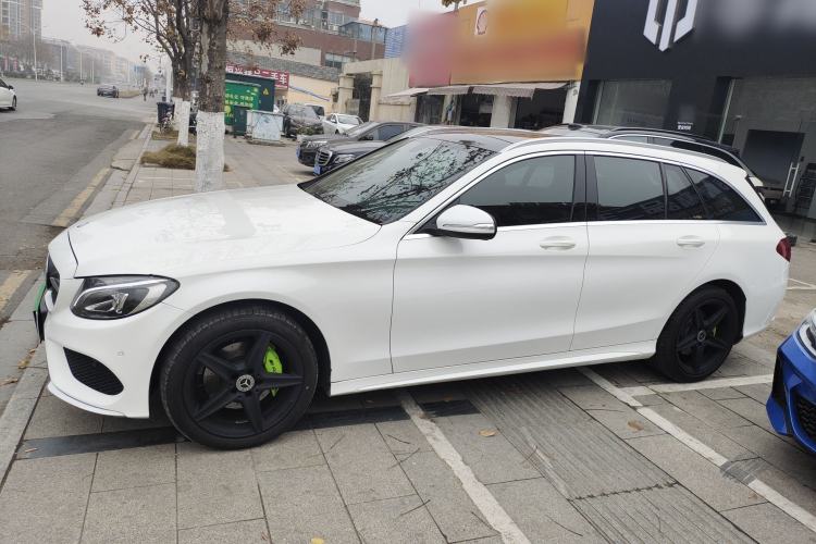 Used Mercedes-Benz C-Class 2015 C 200 station wagon
