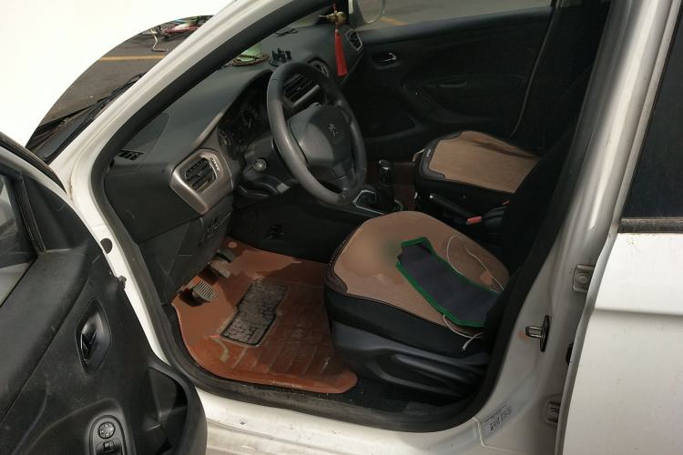 Used Peugeot 301 2014 1.6L Manual Comfort Edition