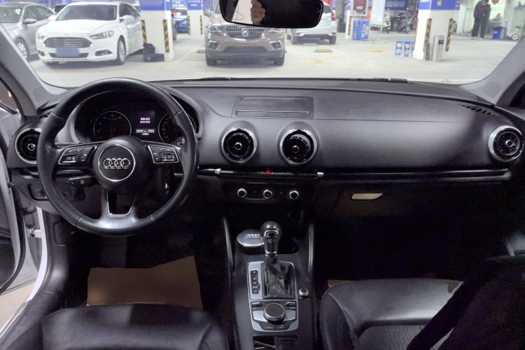 Used Audi A3 2020 Limousine 35 TFSI Fashion Edition China VI Emission Standard