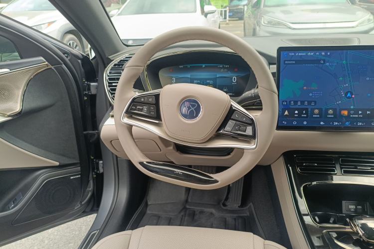 Used BYD Han 2024 EV Glory Edition 605KM Front-Wheel-Drive Premium Model Steering Wheel