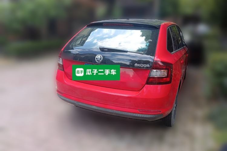 Used Skoda Rapid Spaceback 2014 1.6L Automatic Enjoyment Edition