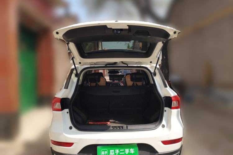 Used GAC Trumpchi GS4 2017 235T Manual Two-Wheel Drive Luxury Edition
