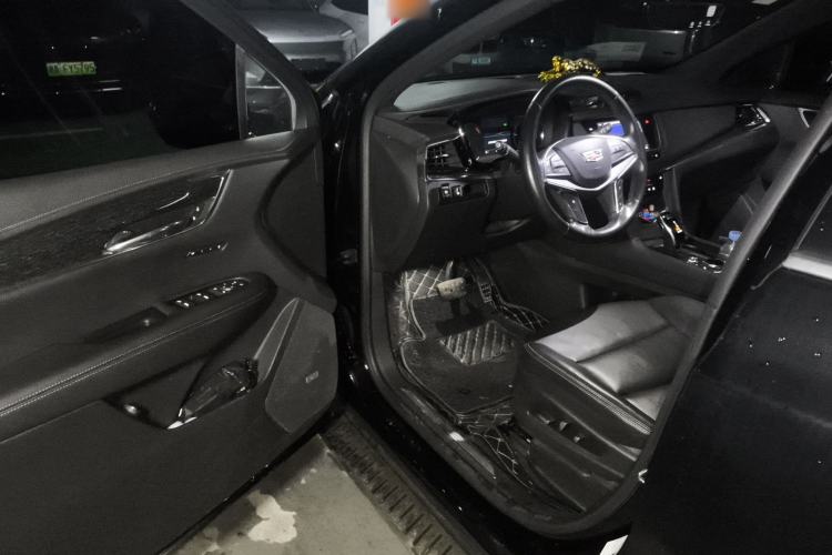 Used Cadillac XT5 2020 28T Luxury Version
