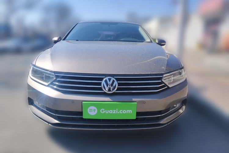 Used Volkswagen Magotan 2017 330TSI DSG Leading Model
