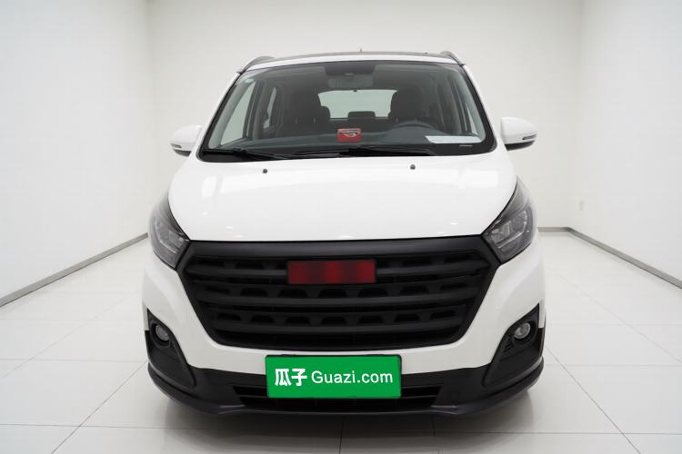 Used Jinbei Gold Hiace M Classic 2022 Panda Edition 1.5L Travel Lion Passenger Van 5 Seats