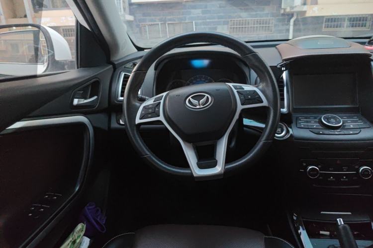 Used HYOSOW S6 2017 1.5T Manual Phantom Joy Model
