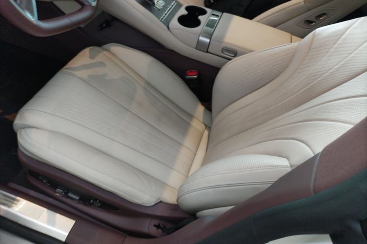 Used Denza Z9GT 2024 1100 Four-Wheel Drive Ultra Version
