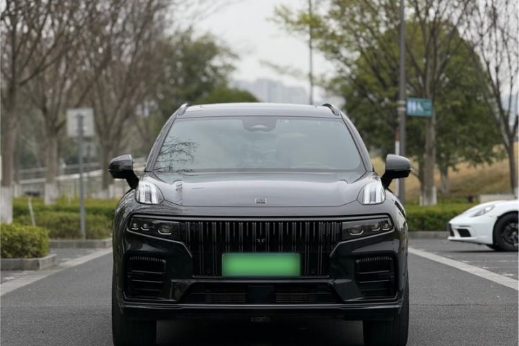 Used Lynk & Co 09 EM-P 2021 2.0T PHEV Ultra Six-Seater Exterior 2