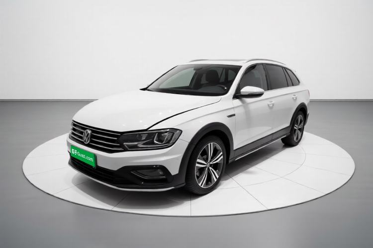 Used Volkswagen C-TREK 2018 230TSI DSG Luxury Version