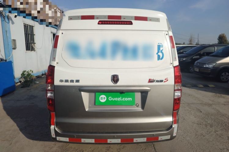 Used Jinbei New Hiace S 2023 1.5L Wealth Edition Van 2/5-Seater Non-Air-Conditioned Version SWC15M