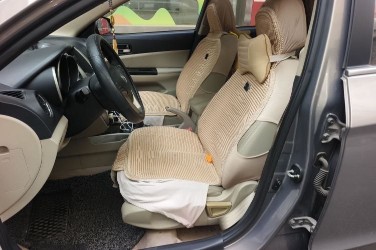 Used CHANGAN Eado 2012 1.6L Manual Luxury Model China IV Standard