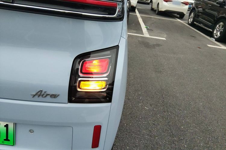 Used Wuling Air ev 2023 - Four Seats - Standard Edition