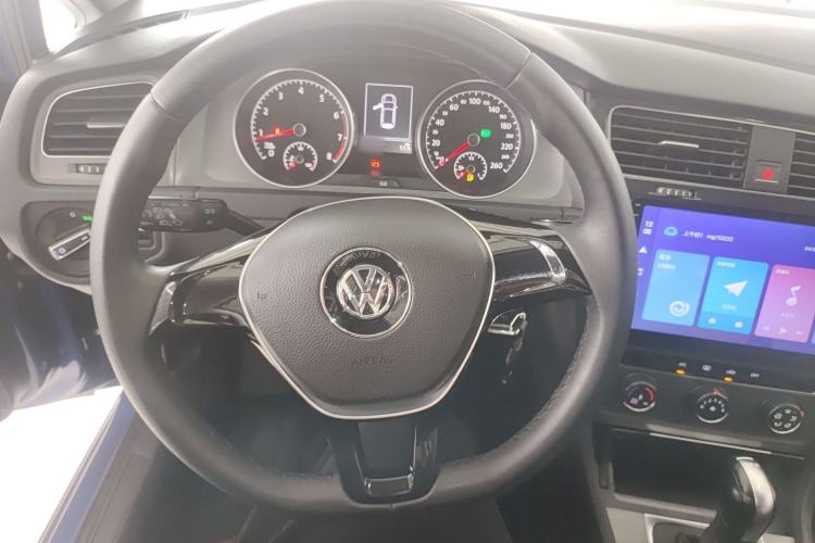 Used Volkswagen Golf 2014 1.4TSI Automatic Comfort Model Steering Wheel