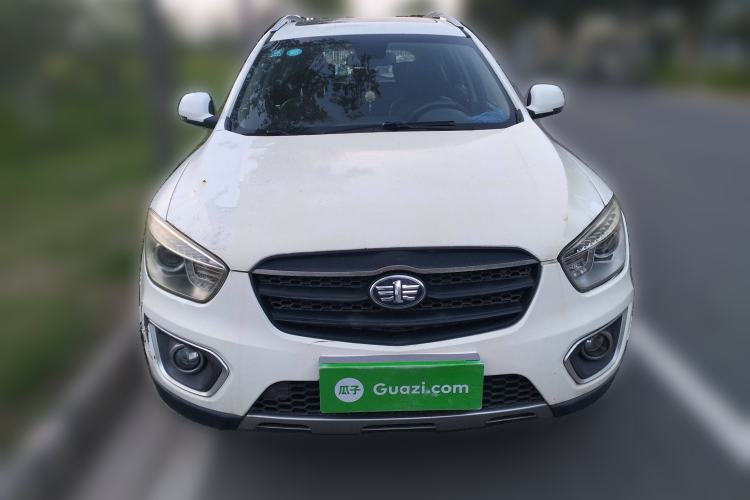 Used Bestune X80 2016 2.0L automatic Comfort trim level