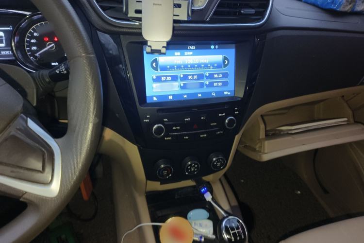 Used Wuling Hongguang 2015 1.5L S1 Comfort China V Standard Audio And AC Panel