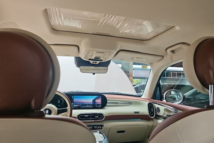 Used ORA Ballet Cat 2023 401 km Luxury Version Headliner