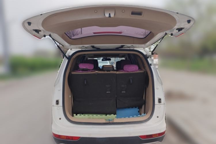 Used Baojun 730 2017 1.5T Manual Style 7 Seats China V