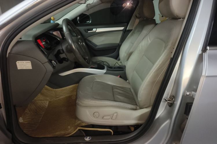 Used Audi A4L 2012 2.0 TFSI automatic standard version