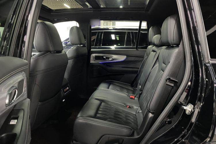 Used GAC Trumpchi GS8 2024 Linghang Series 2.0 TGDI Two-Wheel Drive Luxury Smart Connectivity Version Interior 7