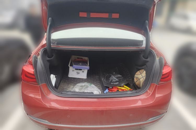 Used BMW 3 Series 2017 320Li Fashion Model Trunk