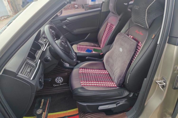 Used Volkswagen Bora 2017 1.6L Manual Fashion Model
