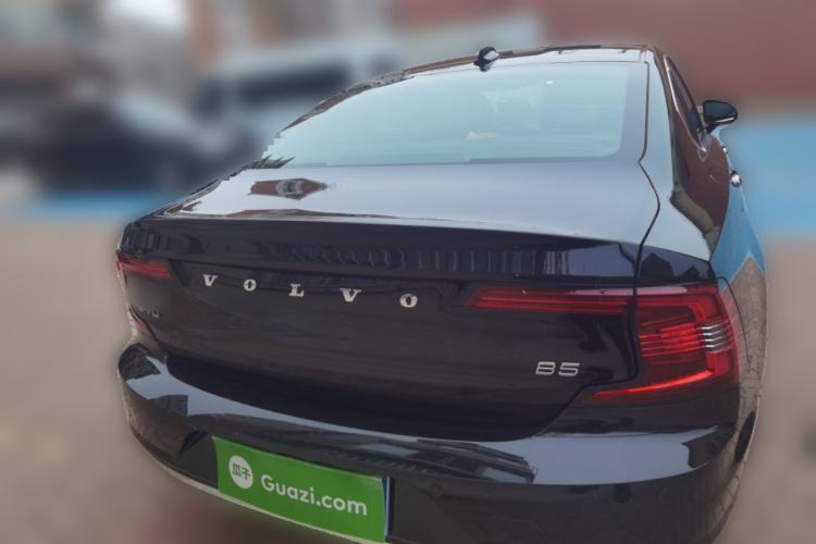 Used Volvo S90 2023 B5 Luxury Smart Edition
