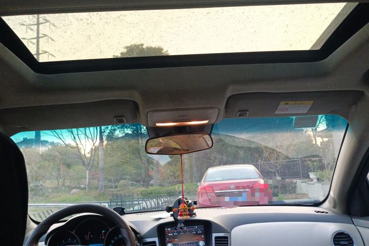 Used Chevrolet Cruze 2015 1.5L Classic SE MT