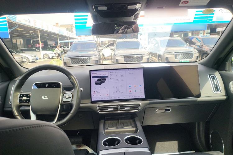 Used Li Auto L8 2024 Ultra Model