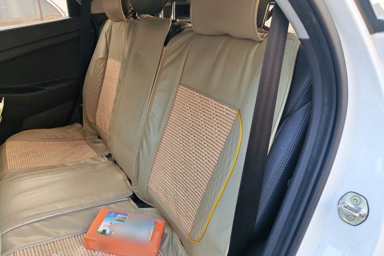 Used Hyundai Tucson 2015 1.6T Dual-Clutch Two-Wheel-Drive Smart Model Left Rear Seat