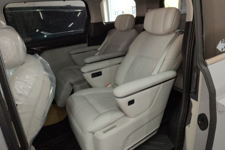 Used SAIC MAXUS Dajia 9 2024 Super Hybrid Long-Range Forest Edition 7-Seater