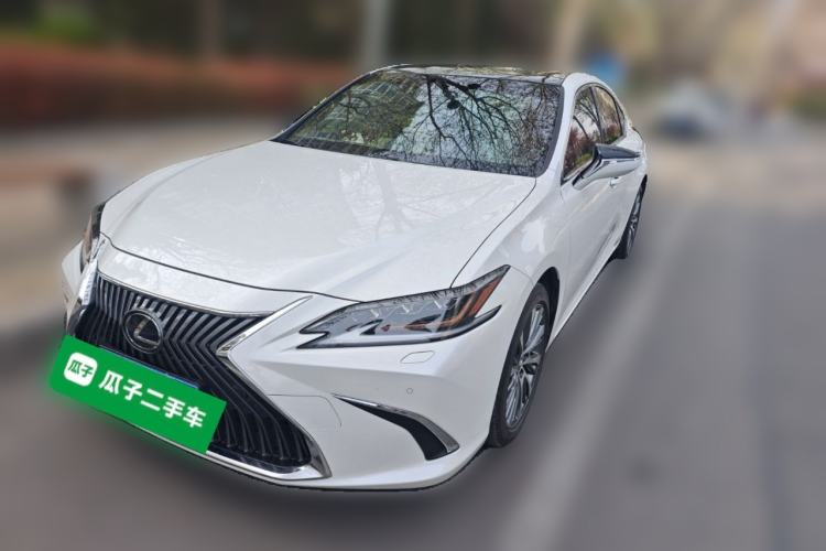 Used Lexus ES 2020 260 Deluxe Edition