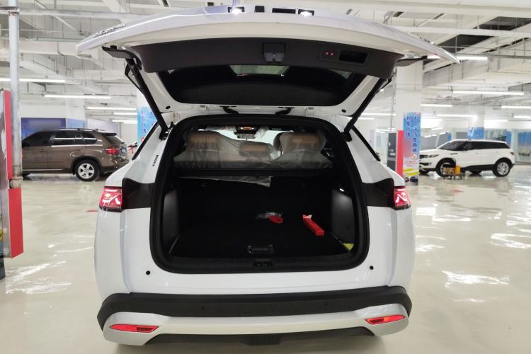 Used BYD Song L DM-i 2024 112 km Beyond Edition Trunk