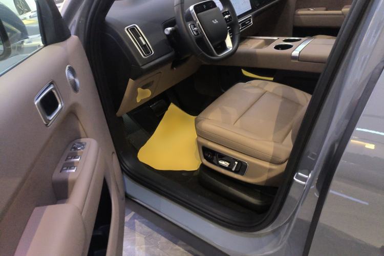 Used Li Auto L8 2025 Ultra Smart Refreshed Edition