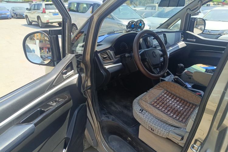 Used FORTHING Lingzhi 2022 M5L 1.6L Utility Model 7 Seats Driver Seat