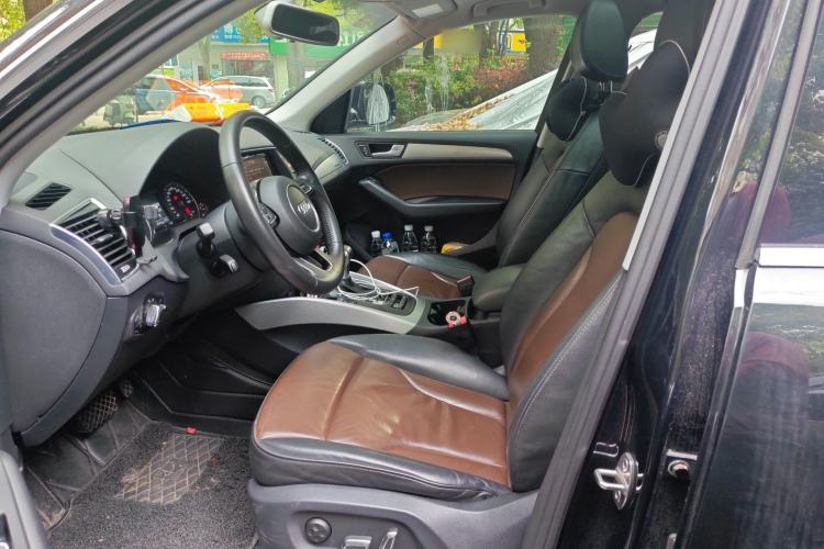 Used Audi Q5 2016 40 TFSI Technology Edition Left Front Seat