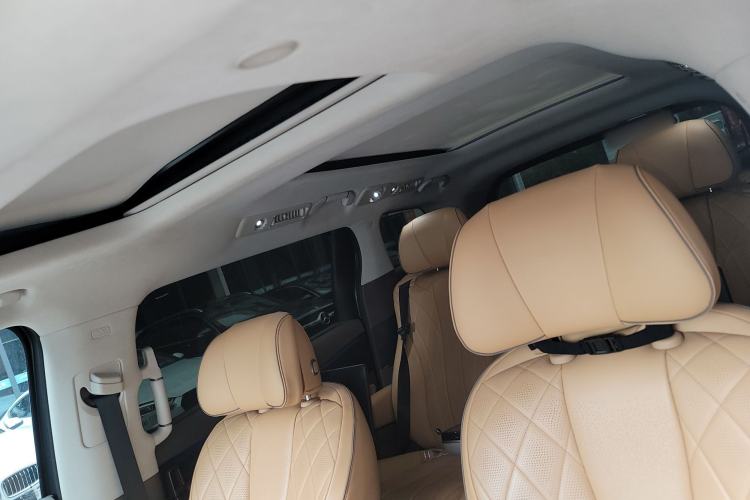 Used Denza D9 2022 DM-i 970 Four-Wheel Drive Flagship Model
