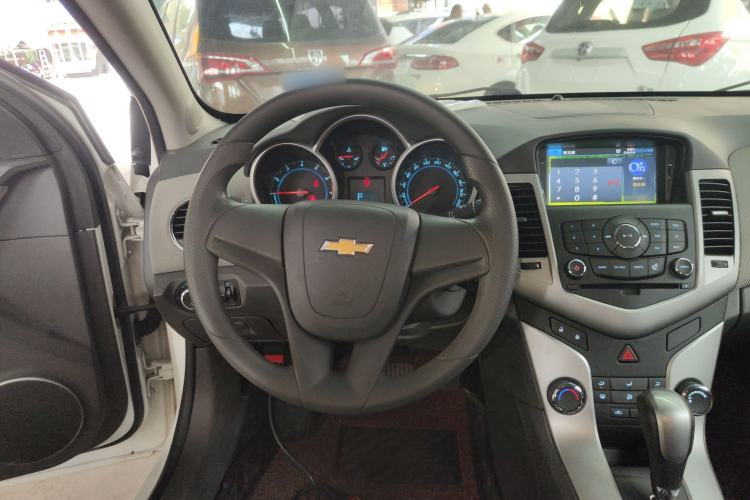 Used Chevrolet Cruze 2013 1.8L SE AT
